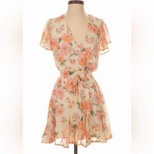 🍑 Trixxi Floral Mini Dress -NWOT-